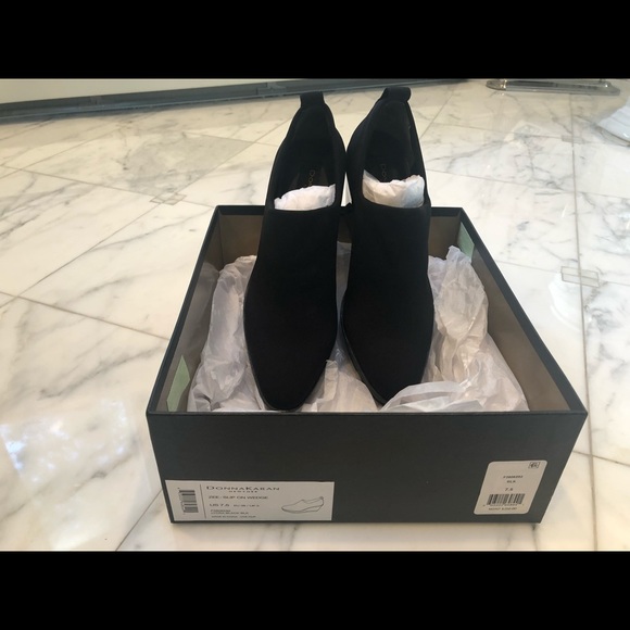 Donna Karan never worn, black microfiber shoes - Picture 6 of 7
